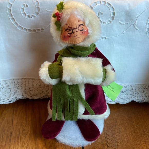 Vintage Annalee Dolls Santa Mrs Clause Mobilitee USA Original Tags Excellent - Picture 3 of 17